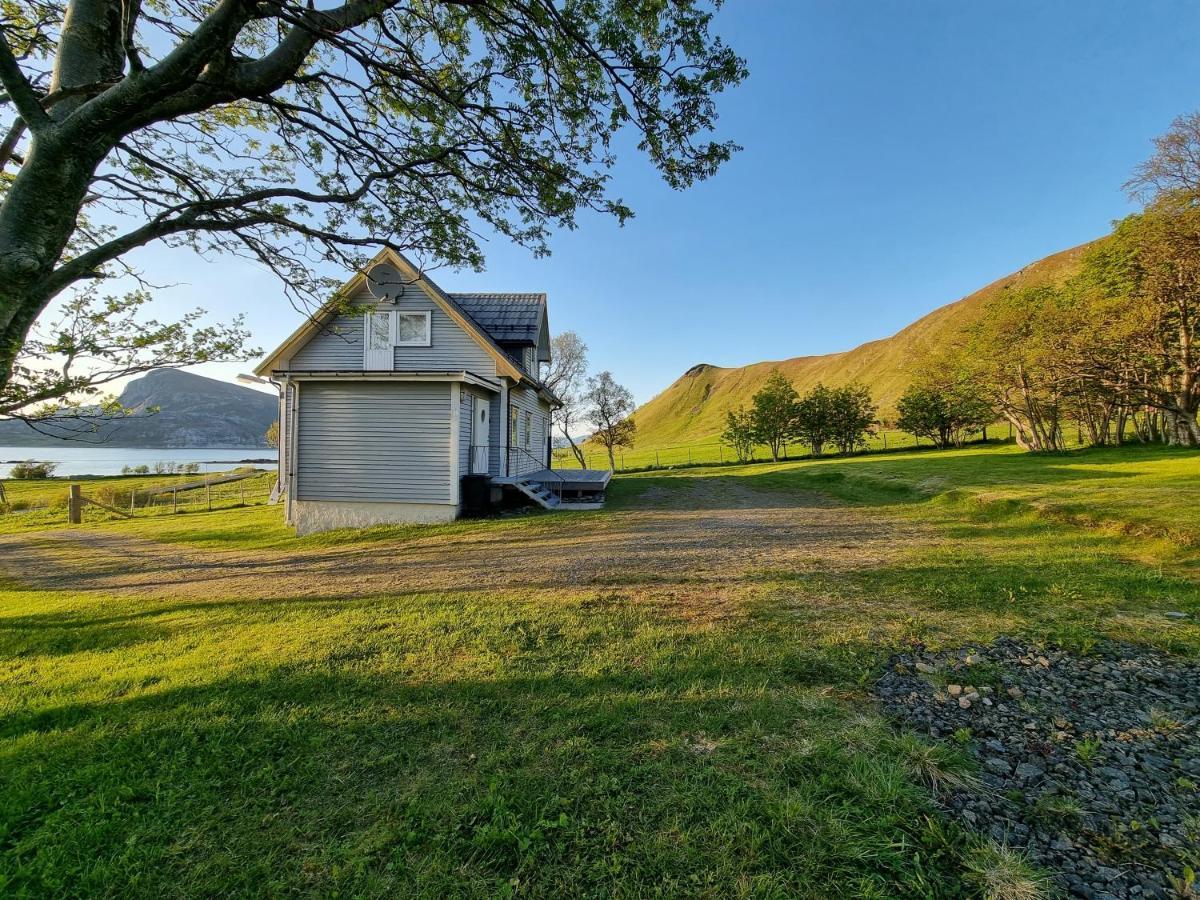 Holiday home Nappstraumen Seaview *