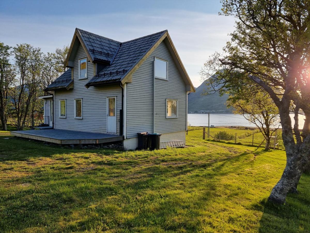 Holiday home Nappstraumen Seaview Haug