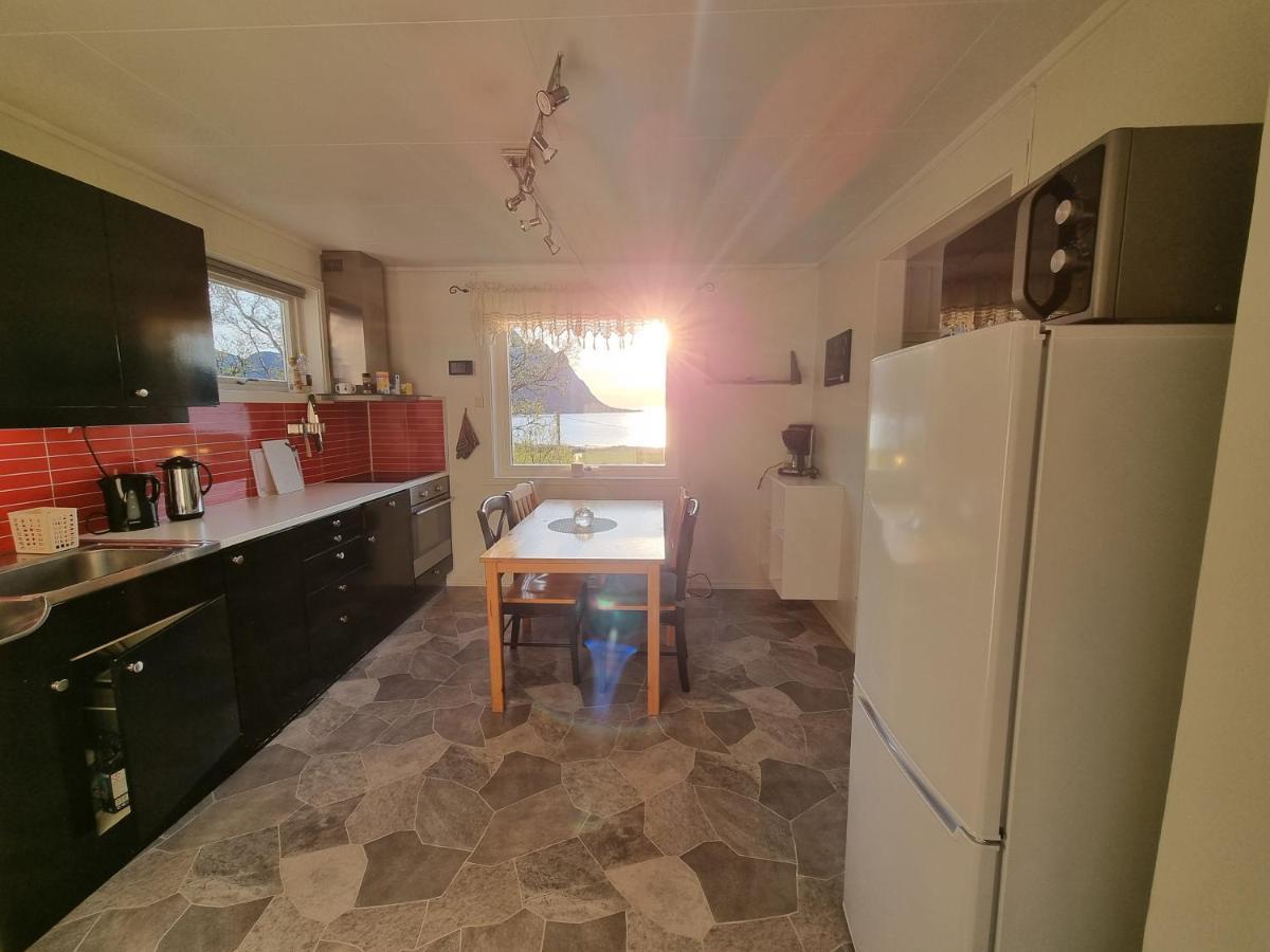 Nappstraumen Seaview Holiday home *